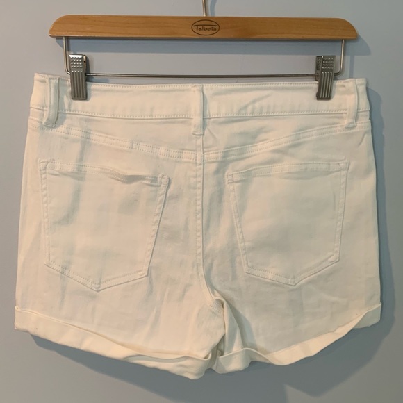 Jean shorts - Picture 2 of 4